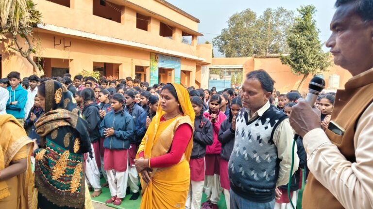 ज्ञान व विद्या की देवी मां सरस्वती का धूमधाम से मना प्रकटयोत्सव