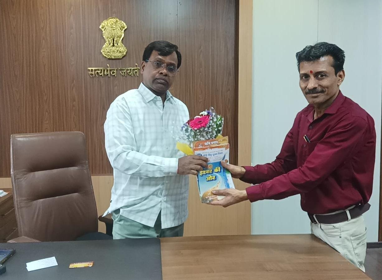 14 को विद्यालयों में मनाया जाए मातृ-पितृ पूजन दिवस