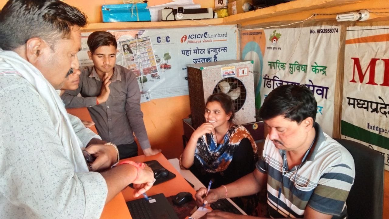 5 वी ओर 8 वी का परीक्षा परिणाम जारी,विद्यार्थियों के चेहरों मै छाई मुस्कान