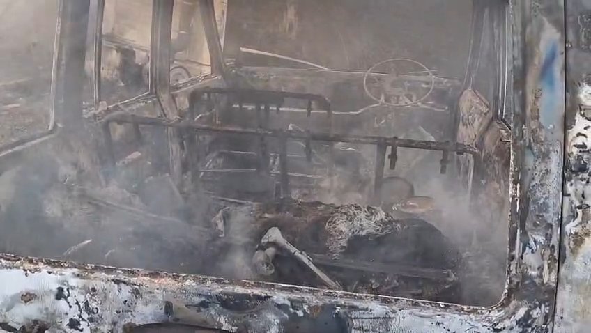 सिहोरा में वाहन के अंदर सो रहा व्यक्ति जिंदा जला  