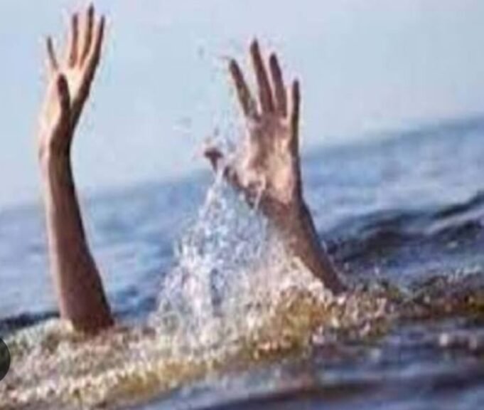 नहर में नहाने गईं तीन बच्चियों की मौत,शादी की खुशियां मातम में बदलीं 