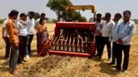 सुपर सीडर से सीधे बोनी,मुर्रई के किसानों ने पेश की पर्यावरण संरक्षण की मिसाल
