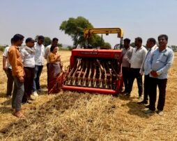 सुपर सीडर से सीधे बोनी,मुर्रई के किसानों ने पेश की पर्यावरण संरक्षण की मिसाल