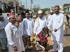 अकीदतमंदो ने मुल्क मे अमन चैन ओर भाईचारे के लिए मांगी दुआ