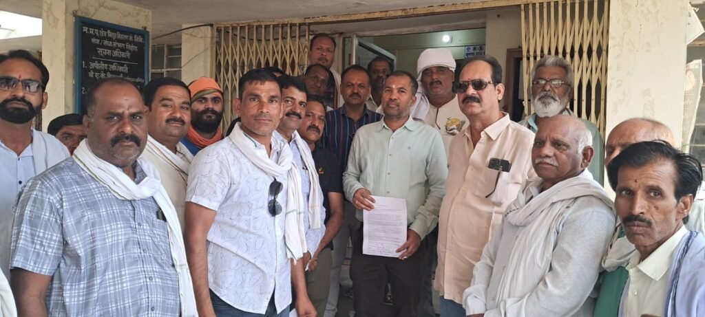 मध्यप्रदेश में कैसे होगी खेती लाभ का धंधा ? सिहोरा में सातवे आसमान पर किसानों का आक्रोश  