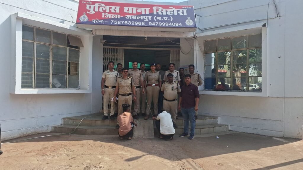 सिहोरा में छोटू चौबे गैंग के गुर्गे गिरफ्तार,कार लेकर चालक फरार 