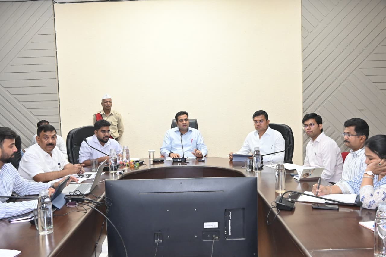 समय सीमा के भीतर करें प्रकरणों का निराकरण,स्कूलों के सौ मीटर के दायरे में न बिके तम्बाकू,सिगरेट गुटखा,कलेक्टर राघवेन्द्र सिंह