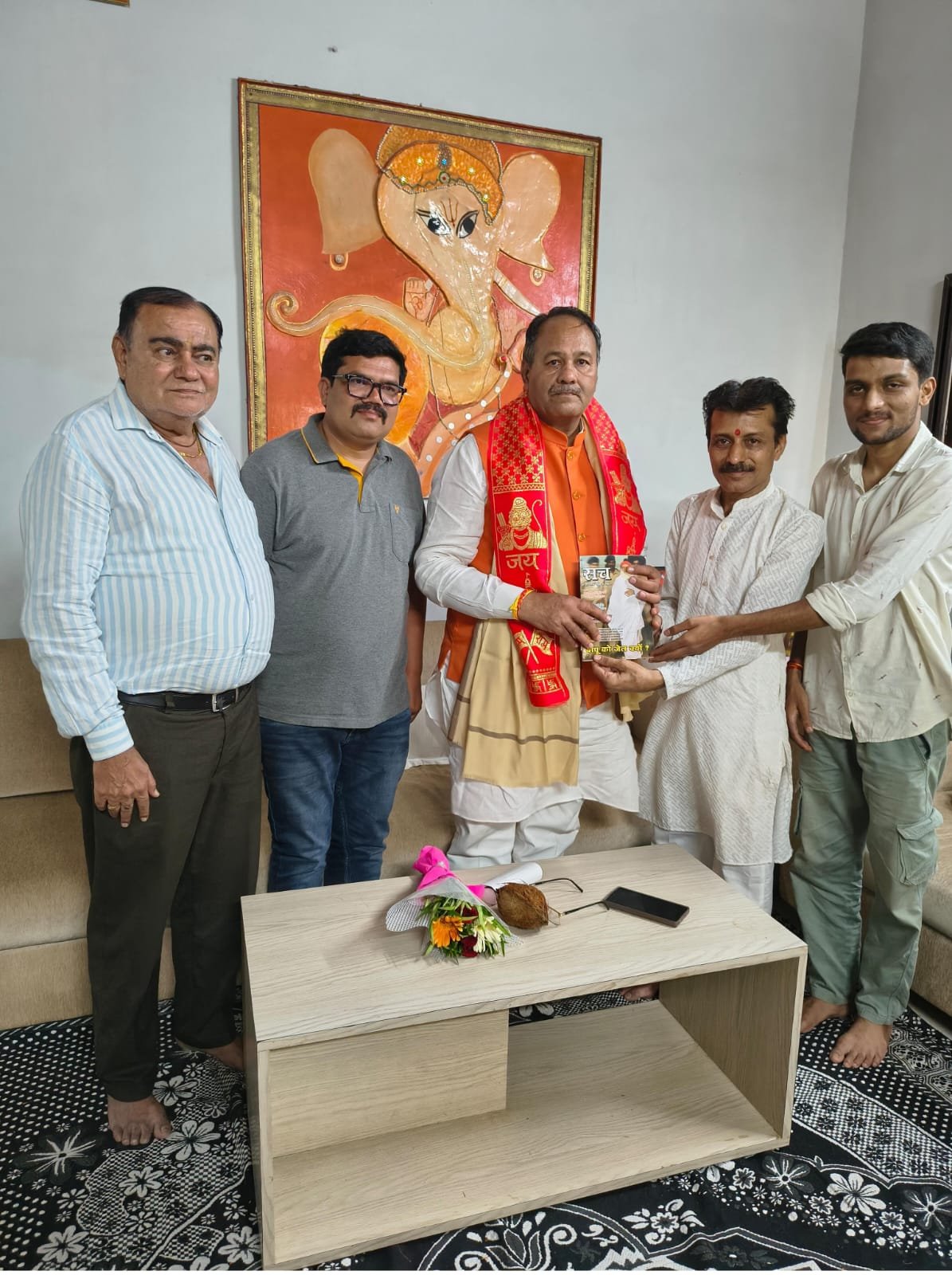 योग वेदांत सेवा समिति ने पद्मश्री मोहन नागर का किया सम्मान