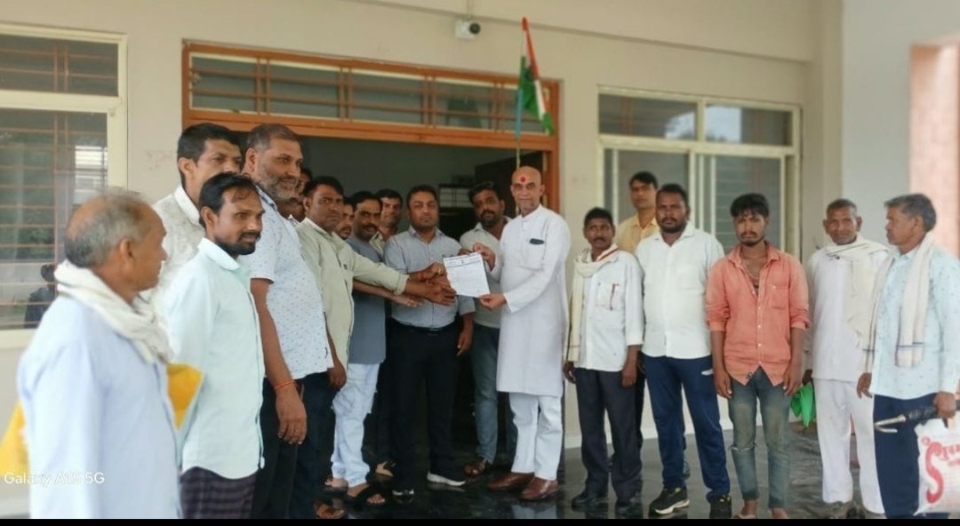 महंगाई के विरुद्ध कांग्रेस नें केंद्र व राज्य सरकार के खिलाफ किया गया विरोध प्रदर्शन