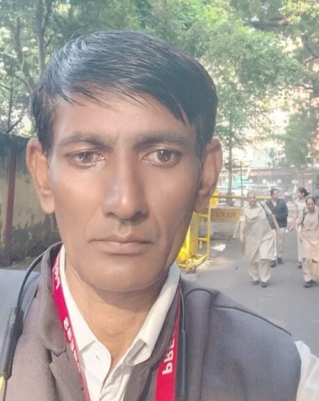 न्यायपालिका से संत श्री आशाराम जी बापू के लिए न्याय की मांग,जंतर मंतर में सौपा ज्ञापन